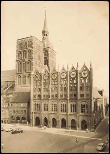 Ansichtskarte Stralsund Rathaus Rathausplatz zur DDR-Zeit 1973/1972