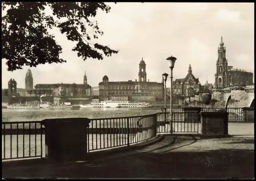 Dresden Panorama zerstörte Frauenkirche Altstadt 1977