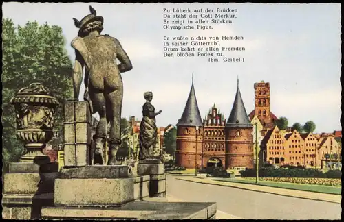 Ansichtskarte Lübeck Holstentor und Merkur auf der Puppenbrücke 1950