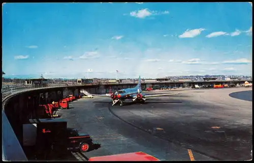 Postcard Boston LOGAN AIRPORT Flughafen 1960