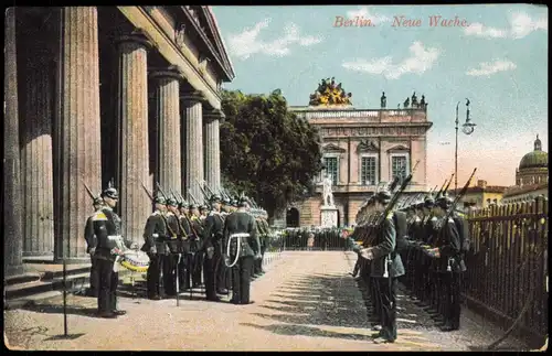 Ansichtskarte Berlin Neue Wache, Aufmarsch 1912