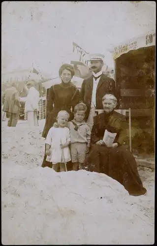 Ansichtskarte Borkum Familie am Strandkorb C. Nolting 1914