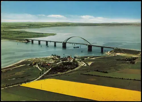 Fehmarn (Insel) Fehmarnsund-Brücke vom Flugzeug aus, Luftaufnahme 1970