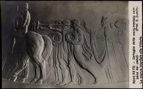 Rovereto Dettaglio della monumentale    La marcia trionfale alla Vittoria. 1918