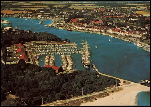 Travemünde-Lübeck Luftbild Blick auf Segelschiff im Hafen 1980