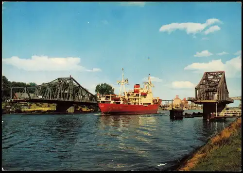 Rendsburg Alte Drehbrücke, am Nord-Ostsee-Kanal Frachtschiff 1988