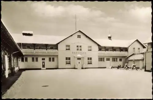 Ansichtskarte Bad Waldliesborn Badehaus im Winter# 1961