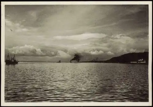 Blankenese Hamburg Gewitter über der Elbe in Höhe des Elbkurhauses 1935