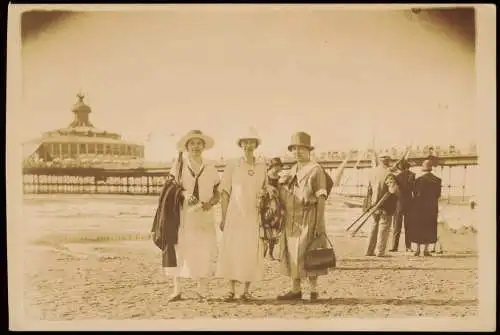 Postkaart Scheveningen-Den Haag Den Haag Frauen an der Seebrücke 1924