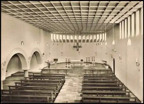 Eversten-Oldenburg Kath. Pfarrkirche St. Willehad Eversten Innenraum 1960