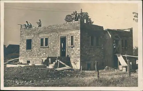 Ansichtskarte  Berufe Bauarbeiter Bau eines Einfamilienhauses 1928 Privatfoto