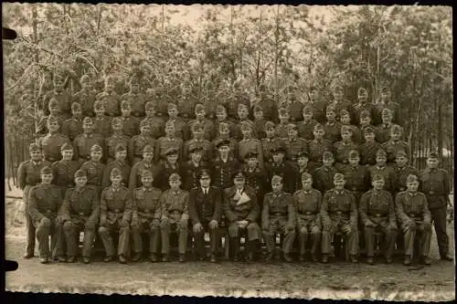 Foto  Militär - Soldaten Gruppenbild 1940 Privatfoto