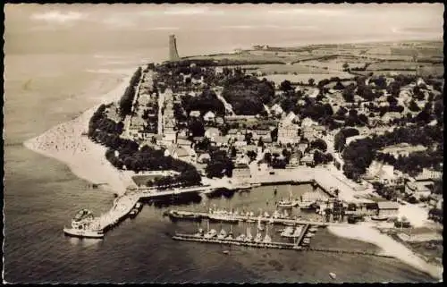Ansichtskarte Laboe Luftbild Stadt Hafen - im Hintergrund Marineehrenmal 1962