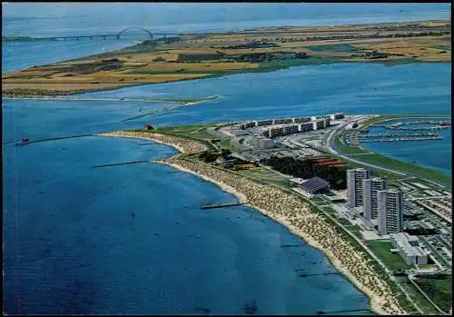 Fehmarn Luftaufnahme INSEL FEHMARN O im Hintergrund die Fehmarnsundbrücke 1970