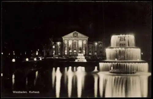 Ansichtskarte Wiesbaden Kurhaus bei Nacht Brunnen 1960