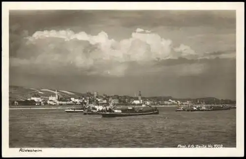 Rüdesheim (Rhein) Dampfer mit Ort, Gruss aus Weinbrennerei Asbach Uralt 1929