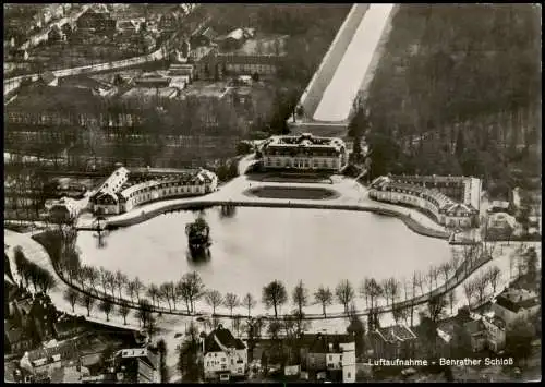 Düsseldorf Schloss Benrath vom Flugzeug aus, Luftbild Luftaufnahme 1960