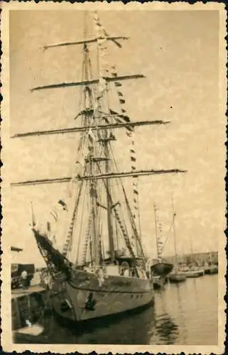 Ansichtskarte Stralsund Das Segelschulschiff Wilhelm Pieck 1953