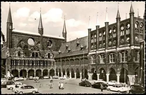 Ansichtskarte Lübeck Marktplatz und Autos 1962
