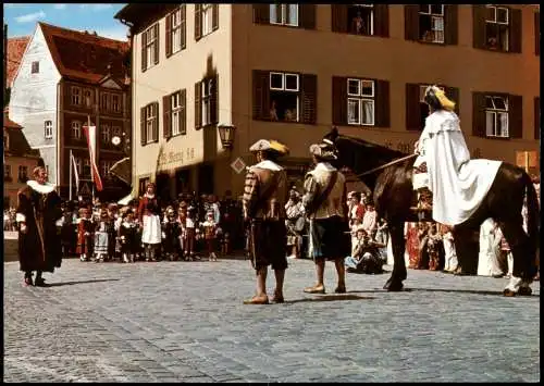 Dinkelsbühl Fest-Ansicht mit historischen Kleidern und Pferd 1975