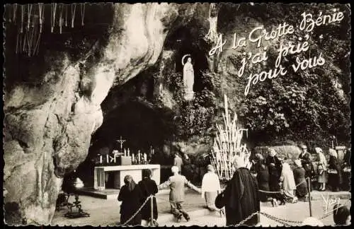 CPA Lourdes Lorda Grotte Benie 1958