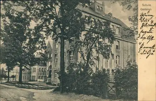 Ansichtskarte Oederan Schule, Haupteingang - Bäume 1914