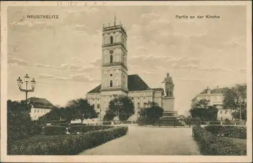 Ansichtskarte Neustrelitz Partie an der Kirche 1927