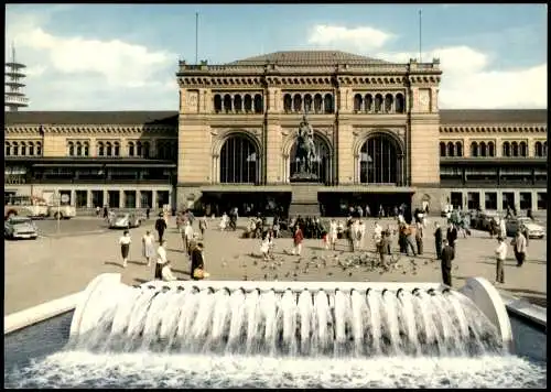 Ansichtskarte Hannover Vorplatz am Hauptbahnhof mit Brunnen 1960