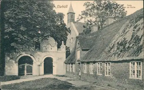 Ansichtskarte Niebüll Partie bei der Kirche 1909
