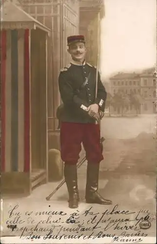 CPA .Frankreich Patriotika France Soldat Fotokunst 1912