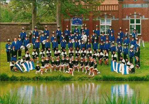 Postkaart Hoorn Showband Hoorn (Show-Band Gruppenfoto) 1980