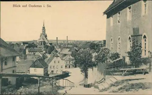 Ansichtskarte Oederan Blick auf Straße, Stadt und Fabrik 1910