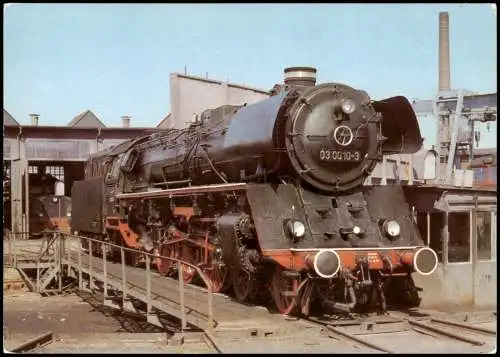 Stralsund Dampflokomotive im Ostseebezirk, Lok BR 03.0 Ölhauptfeuerung    1985