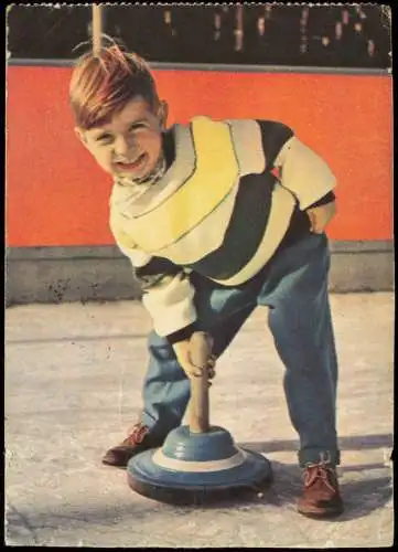 Sport - Wintersport Junge beim Curling Werbekarte OGO Kaffee 1961