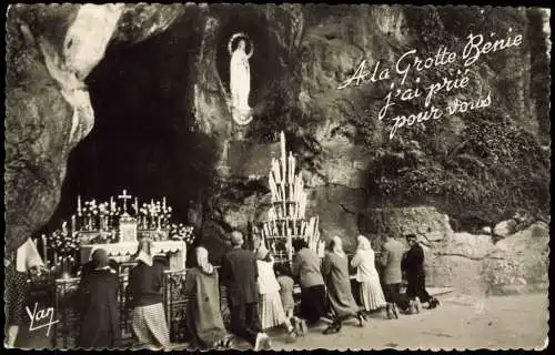 CPA Lourdes Lorda Grotte Benie 1958