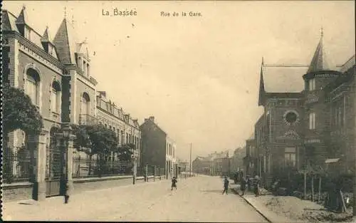 CPA La Bassée Bahnhofstrasse/ Rue de la Gare 1915  gel. Feldpost