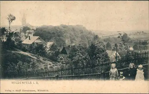 Wildenfels (Erzgebirge) Kinder vor Zaun - Blick auf die Stadt 1912