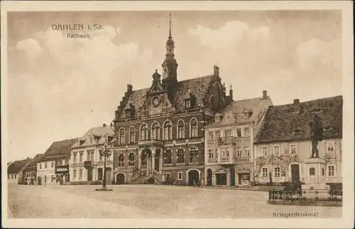 Ansichtskarte Dahlen Kriegerdenkmal, Markt, Geschäfte 1922