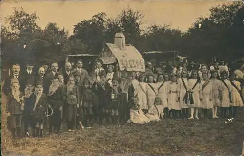 Kinder  Zwerge und Scheewitchen verkleidet Märchen Theater 1913 Privatfoto