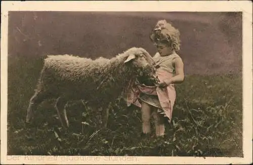 Ansichtskarte  Mädchen füttert Schafe Fotokunst 1923