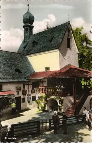 Birkenstein-Fischbachau Panorama von Personen vor Hof & Kirche 1960