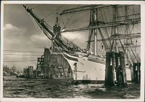 Hamburg Kehrwiederspitze Segelschiff Grossherzogin Elisabeth 1942