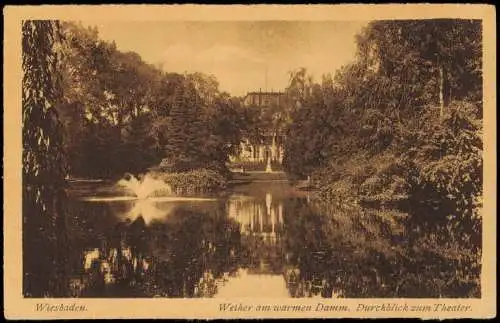 Ansichtskarte Wiesbaden Weiher am warmen Damm. Durchblick zum Theater. 1921