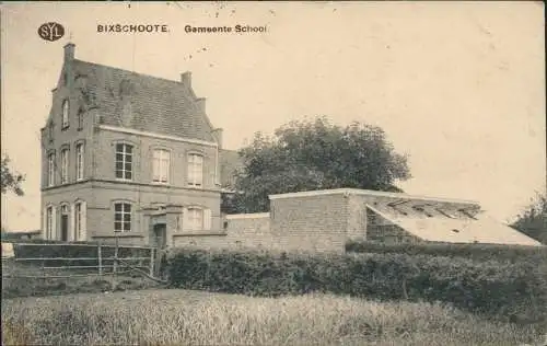 Postkaart Bixschoote Gemeente School. 1917