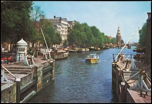 Amsterdam   St. Anthoniesluizen, Oude Schans, Montelbaanstoren 1980