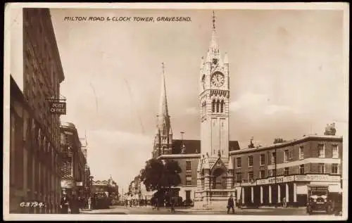 Postcard Gravesend (Kent) MILTON ROAD & CLOCK TOWER GRAVESEND 1940