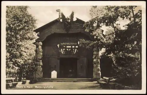 Ansichtskarte Thale (Harz) Walpurgishalle zur DDR-Zeit, Eingang 1953