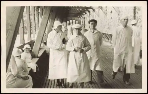 Ansichtskarte Bad Salzungen Gradierwerk Kinder Erwachsene Fotokarte 1932