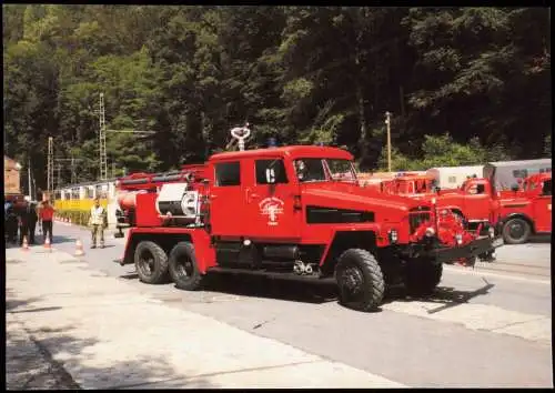 Ansichtskarte  Feuerwehr Tanklöschfahrzeug TLF 15 auf G 5-Chassis Lohmen 2005