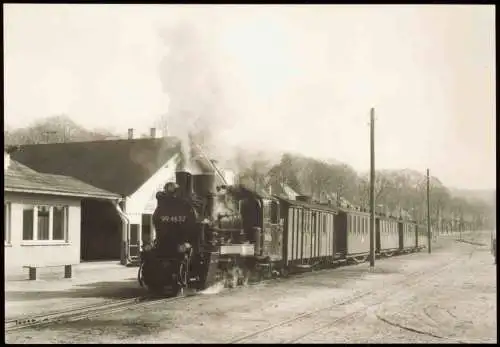 Binz (Rügen) Einfahrt Schmalspurbahn Putbus-Göhren im Bf. Binz-Ost 1974/1988